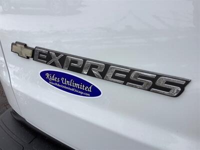 2017 Chevrolet Express 2500 - Photo 33 - Crest Hill, IL 60403