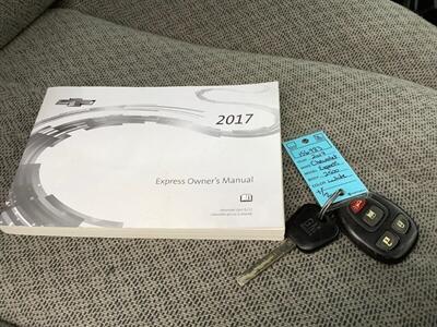 2017 Chevrolet Express 2500 - Photo 24 - Crest Hill, IL 60403