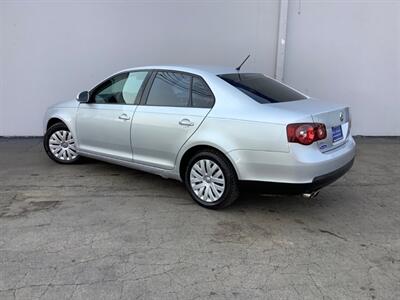 2010 Volkswagen Jetta S   - Photo 5 - Crest Hill, IL 60403