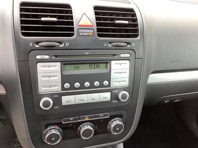 2010 Volkswagen Jetta S   - Photo 16 - Crest Hill, IL 60403