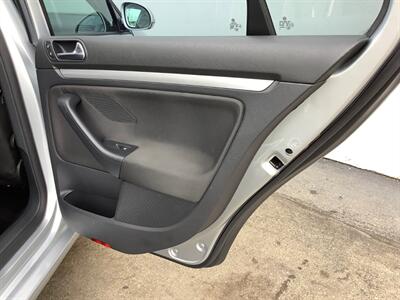 2010 Volkswagen Jetta S   - Photo 24 - Crest Hill, IL 60403