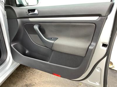 2010 Volkswagen Jetta S   - Photo 27 - Crest Hill, IL 60403