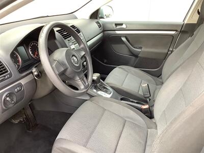 2010 Volkswagen Jetta S   - Photo 14 - Crest Hill, IL 60403
