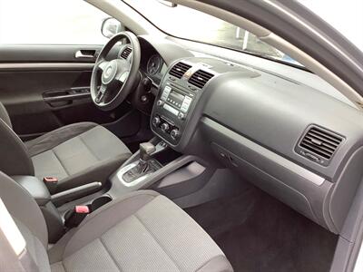 2010 Volkswagen Jetta S   - Photo 28 - Crest Hill, IL 60403