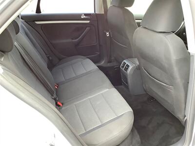 2010 Volkswagen Jetta S   - Photo 25 - Crest Hill, IL 60403