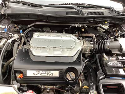 2011 Honda Accord EX-L V6 w/Navi - Photo 41 - Crest Hill, IL 60403