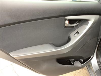 2016 Hyundai ELANTRA SE   - Photo 19 - Crest Hill, IL 60403
