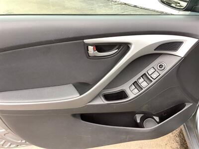 2016 Hyundai ELANTRA SE   - Photo 10 - Crest Hill, IL 60403
