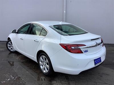 2014 Buick Regal Premium I - Photo 4 - Crest Hill, IL 60403