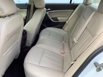 2014 Buick Regal Premium I   - Photo 26 - Crest Hill, IL 60403