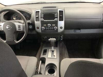 2016 Nissan Frontier SV V6 - Photo 34 - Crest Hill, IL 60403