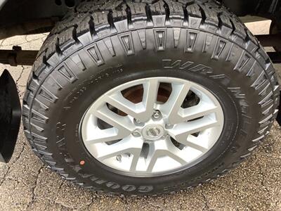 2016 Nissan Frontier SV V6 - Photo 41 - Crest Hill, IL 60403
