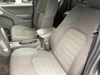 2016 Nissan Frontier SV V6 - Photo 19 - Crest Hill, IL 60403