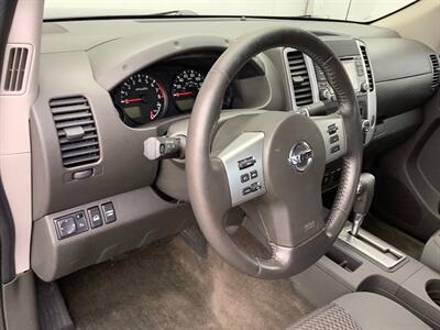 2016 Nissan Frontier SV V6 - Photo 13 - Crest Hill, IL 60403