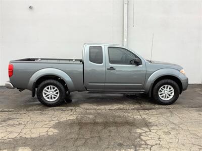 2016 Nissan Frontier SV V6 - Photo 6 - Crest Hill, IL 60403