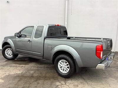 2016 Nissan Frontier SV V6 - Photo 4 - Crest Hill, IL 60403