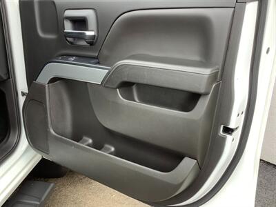 2018 Chevrolet Silverado 1500 LT Z71 - Photo 30 - Crest Hill, IL 60403