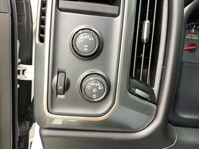 2018 Chevrolet Silverado 1500 LT Z71 - Photo 21 - Crest Hill, IL 60403