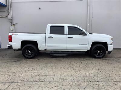 2018 Chevrolet Silverado 1500 LT Z71 - Photo 9 - Crest Hill, IL 60403