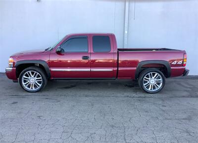2006 GMC Sierra 1500 SLT 1   - Photo 3 - Crest Hill, IL 60403