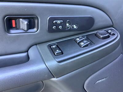 2006 GMC Sierra 1500 SLT 1   - Photo 11 - Crest Hill, IL 60403