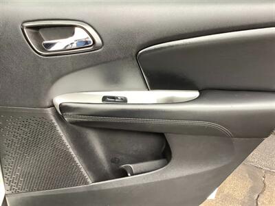 2017 Dodge Journey SE   - Photo 24 - Crest Hill, IL 60403