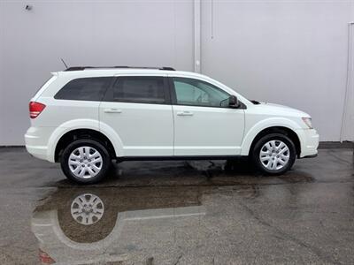 2017 Dodge Journey SE   - Photo 8 - Crest Hill, IL 60403