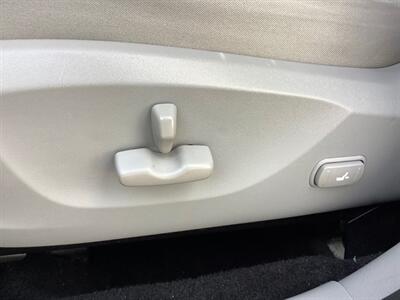 2013 Subaru Forester 2.5X Premium   - Photo 12 - Crest Hill, IL 60403