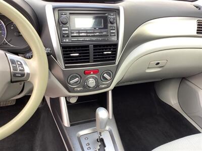 2013 Subaru Forester 2.5X Premium   - Photo 16 - Crest Hill, IL 60403