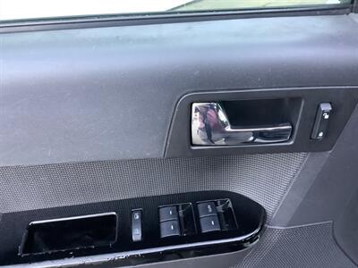 2010 Ford Escape Limited   - Photo 43 - Crest Hill, IL 60403