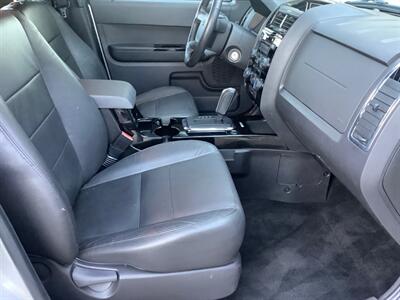 2010 Ford Escape Limited   - Photo 27 - Crest Hill, IL 60403
