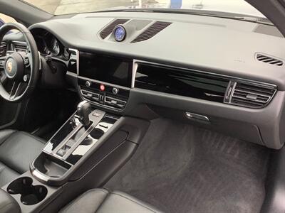 2024 Porsche Macan S   - Photo 35 - Crest Hill, IL 60403