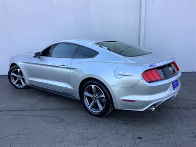 2015 Ford Mustang V6   - Photo 9 - Crest Hill, IL 60403