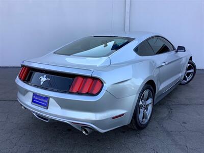 2015 Ford Mustang V6   - Photo 7 - Crest Hill, IL 60403