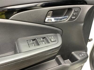 2018 Honda Pilot Touring - Photo 12 - Crest Hill, IL 60403