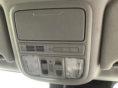 2018 Honda Pilot Touring   - Photo 41 - Crest Hill, IL 60403