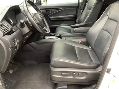 2018 Honda Pilot Touring   - Photo 13 - Crest Hill, IL 60403
