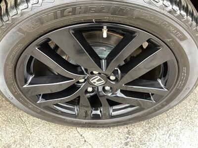 2018 Honda Pilot Touring   - Photo 55 - Crest Hill, IL 60403