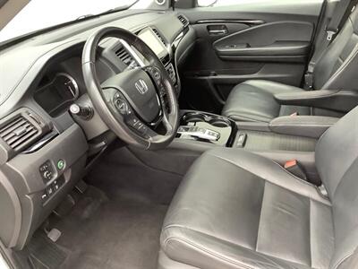 2018 Honda Pilot Touring   - Photo 14 - Crest Hill, IL 60403