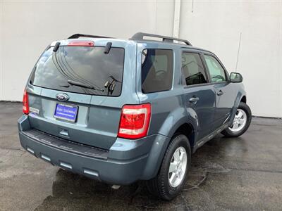 2011 Ford Escape XLT   - Photo 6 - Crest Hill, IL 60403