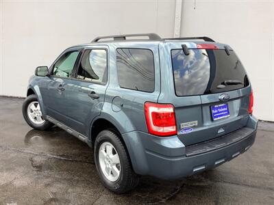 2011 Ford Escape XLT   - Photo 4 - Crest Hill, IL 60403