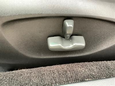 2009 Subaru Outback 2.5i Limited   - Photo 12 - Crest Hill, IL 60403
