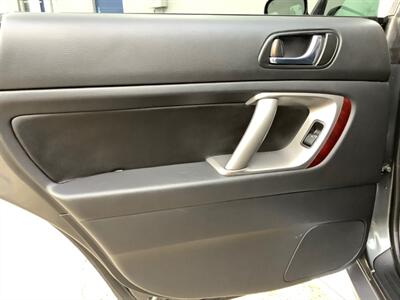 2009 Subaru Outback 2.5i Limited   - Photo 22 - Crest Hill, IL 60403