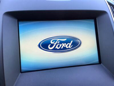 2015 Ford Edge Titanium   - Photo 10 - Crest Hill, IL 60403