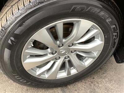 2017 INFINITI QX80   - Photo 29 - Crest Hill, IL 60403