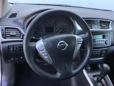 2017 Nissan Sentra S - Photo 11 - Crest Hill, IL 60403