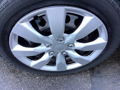 2017 Nissan Sentra S - Photo 34 - Crest Hill, IL 60403