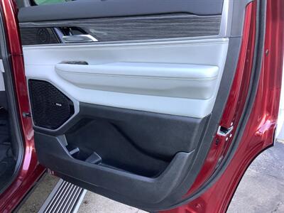 2022 Wagoneer Wagoneer Series III   - Photo 46 - Crest Hill, IL 60403