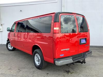 2006 Chevrolet Express LS 3500   - Photo 4 - Crest Hill, IL 60403