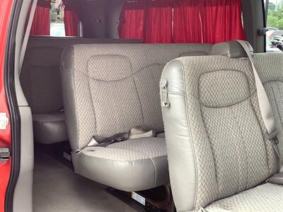 2006 Chevrolet Express LS 3500   - Photo 21 - Crest Hill, IL 60403